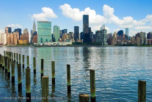 A view of Midtown Manhattan from Hunter's Point, Long Island City.