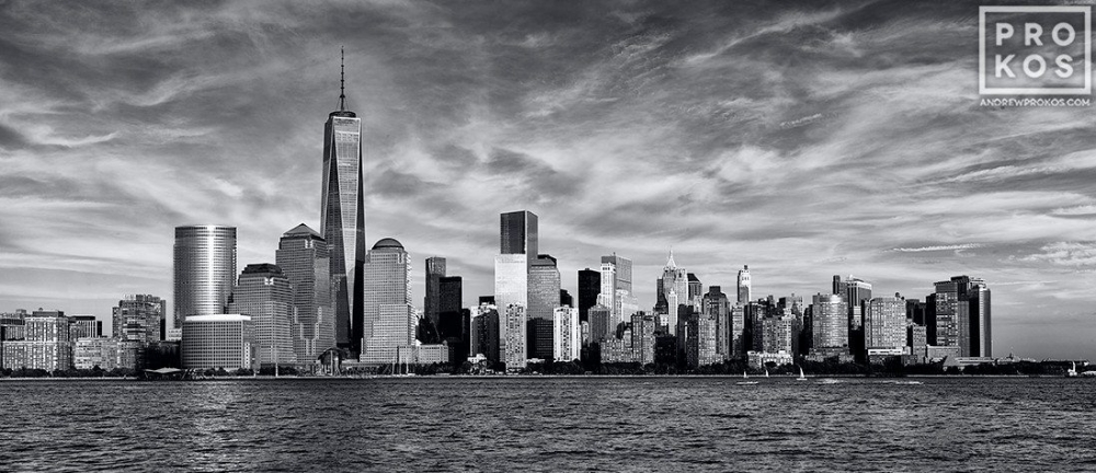 Panoramic Skyline of Lower Manhattan and World Trade Center - Black ...