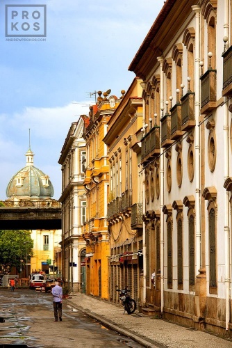 A street scene from Rio de Janeiro's Centro Historico. Uma rua do Centro Histórico do Rio de Janeiro.