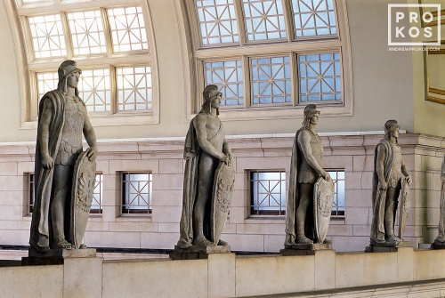 dc union station statues